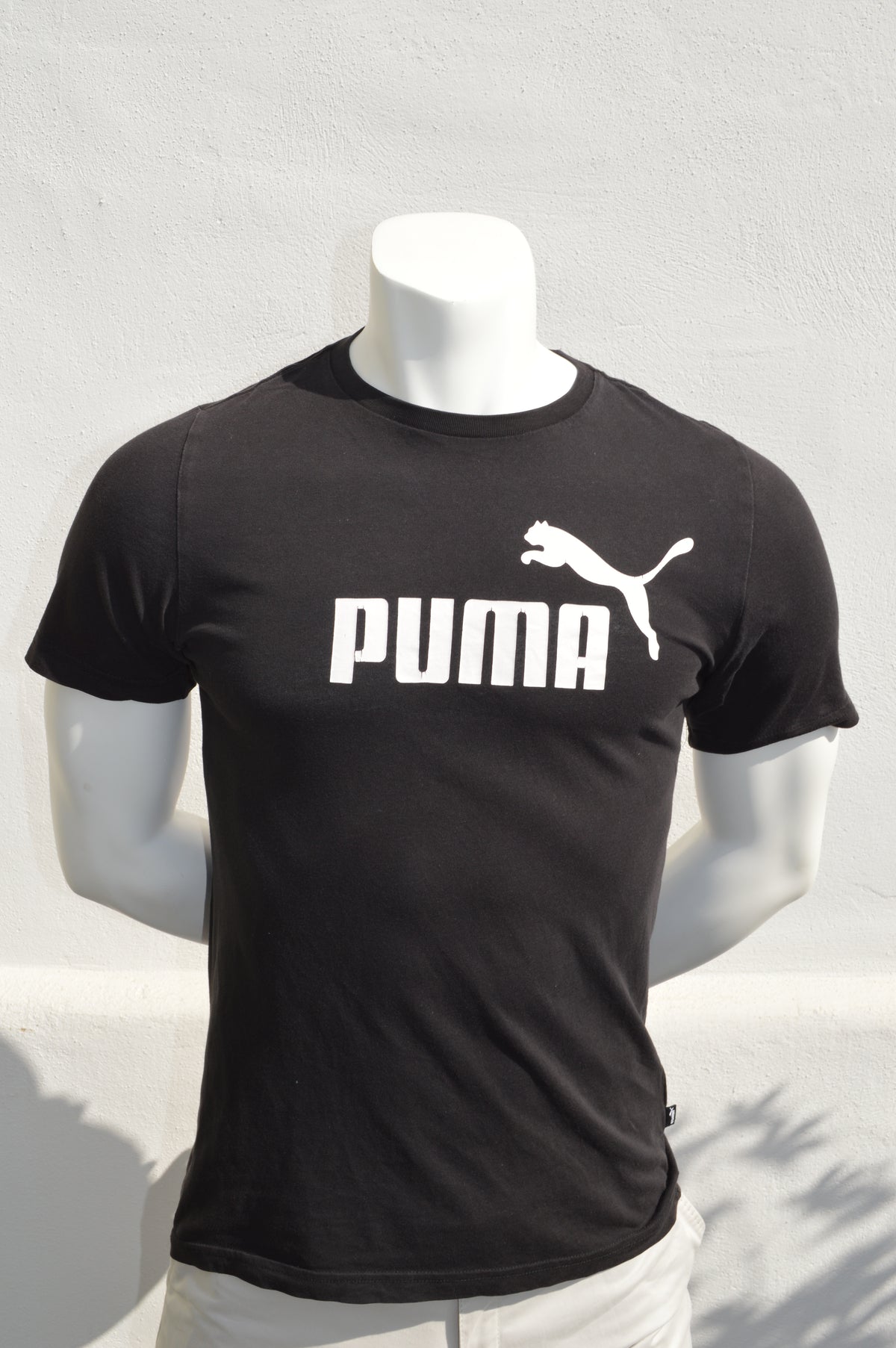 Puma T-Shirt Schwarz/Weiß – Cracked Print Größe S