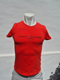 Tommy Hilfiger Damen T-Shirt Rot mit edler Brust-Stickerei – Größe S (Sehr guter Zustand)
