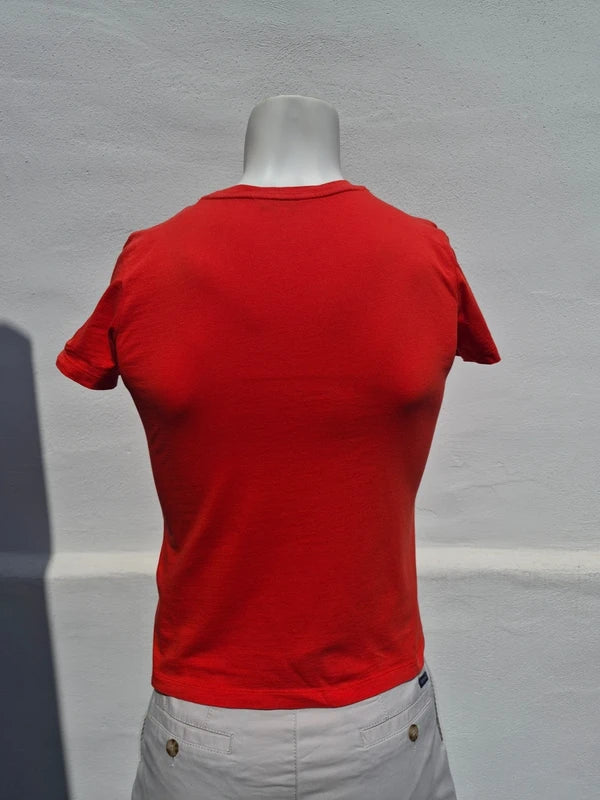 ommy Hilfiger Damen T-Shirt Rot mit edler Brust-Stickerei – Größe S (Sehr guter Zustand)