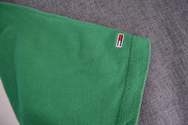 Tommy Jeans Color-Block Logo T-Shirt – Kelly-Grün/Weiß – Gr. XS (Guter Zustand)