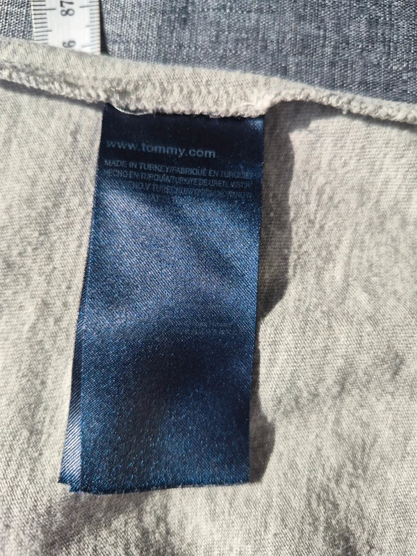 Tommy Jeans Damen Crop T-Shirt in Grau-Meliert mit Flaggen-Logo – Gr. XS