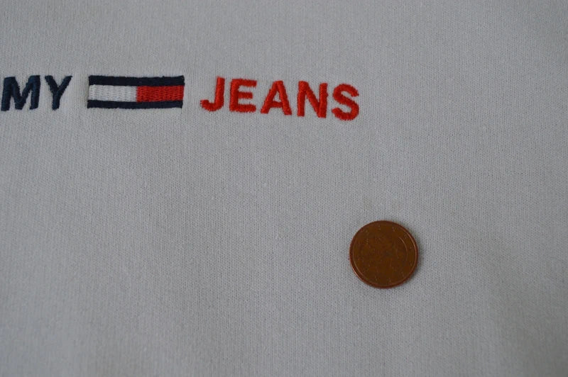 Tommy Jeans Herren Logo Hoodie in Weiß – Gr. S