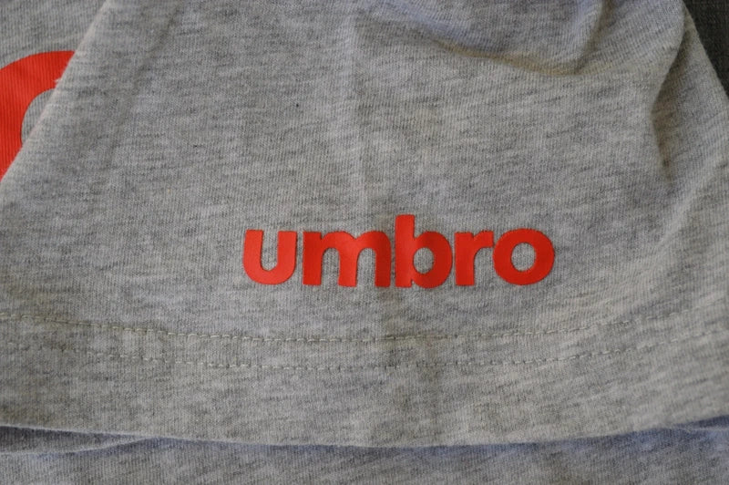 Umbro Classic Diamond Logo T-Shirt in Hellgrau Meliert – Gr. L