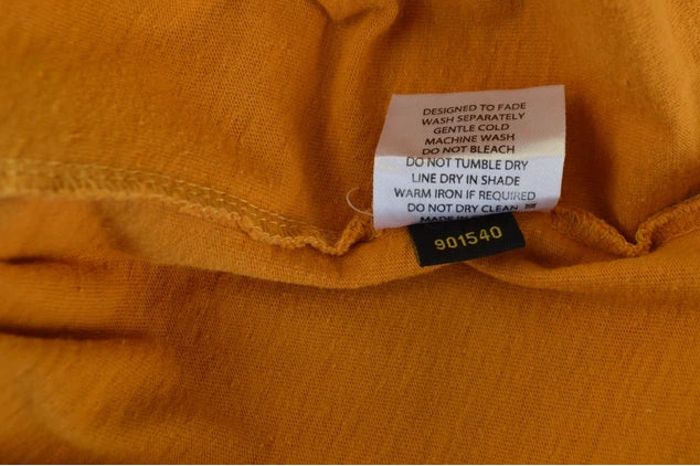Wrangler Logo T-Shirt mit "EST.1947" Frontprint in Senfgelb – Gr. M