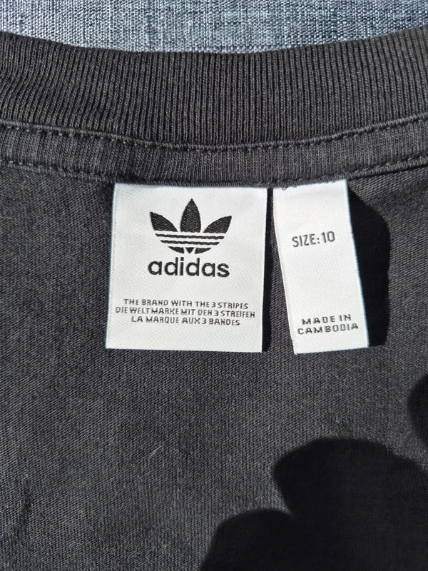 adidas Originals Damen Large Logo Crop T-Shirt in Washed BlackGold – Gr. S (UK 10)