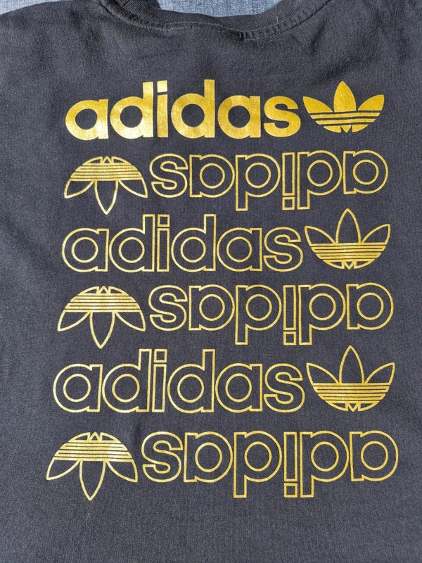 adidas Originals Damen Large Logo Crop T-Shirt in Washed BlackGold – Gr. S (UK 10)